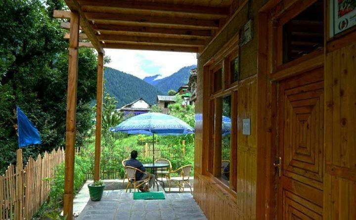 Latoda Eco Lodge Jibhi Ngoại thất bức ảnh